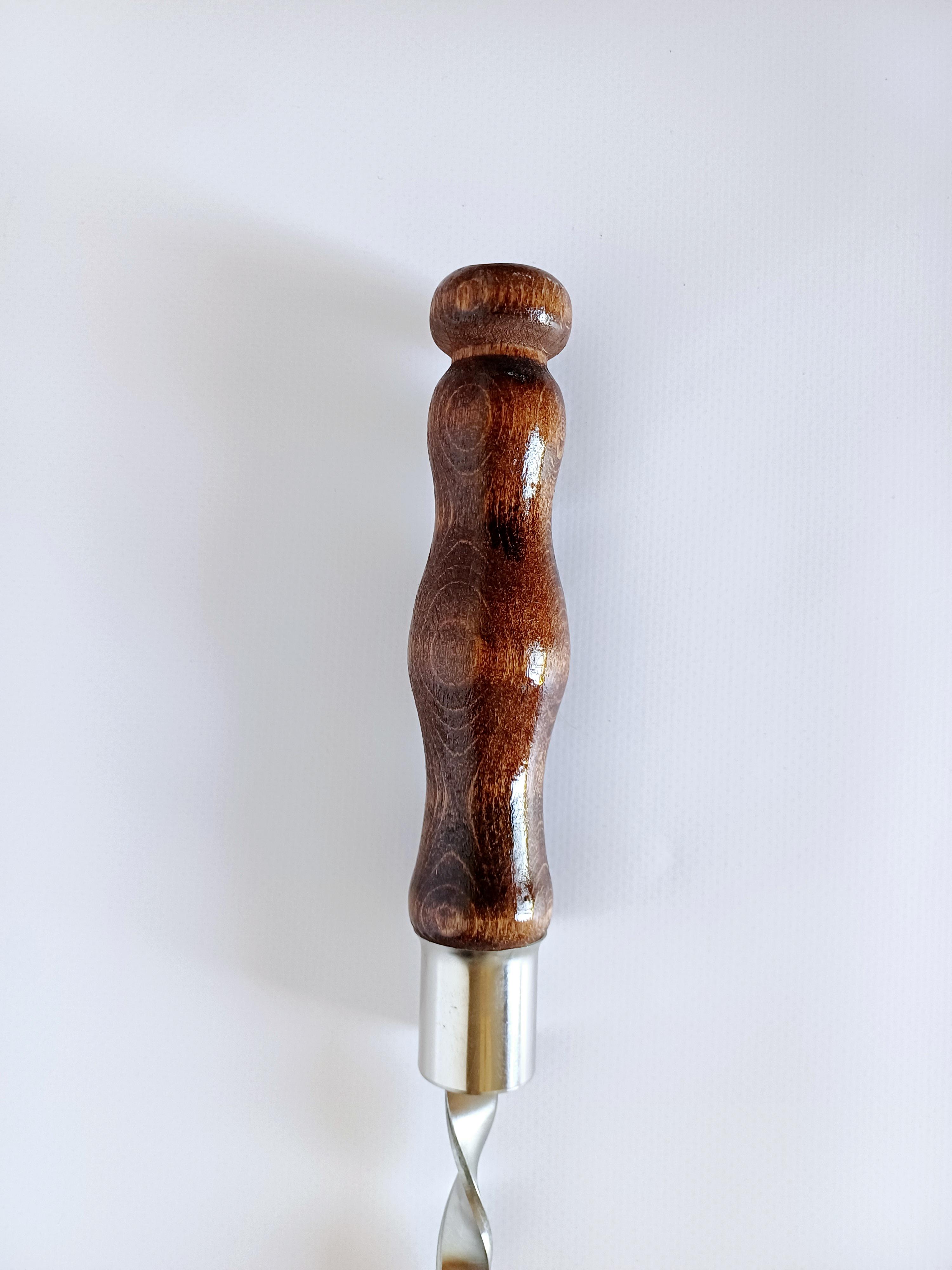 Набір з 6-ти шампурів для шашлику Преміум з дерев'яною ручкою 3х12х630 мм - фото 3 Набір з 6-ти шампурів для шашлику Преміум з дерев'яною ручкою 3х12х630 мм - фото 3