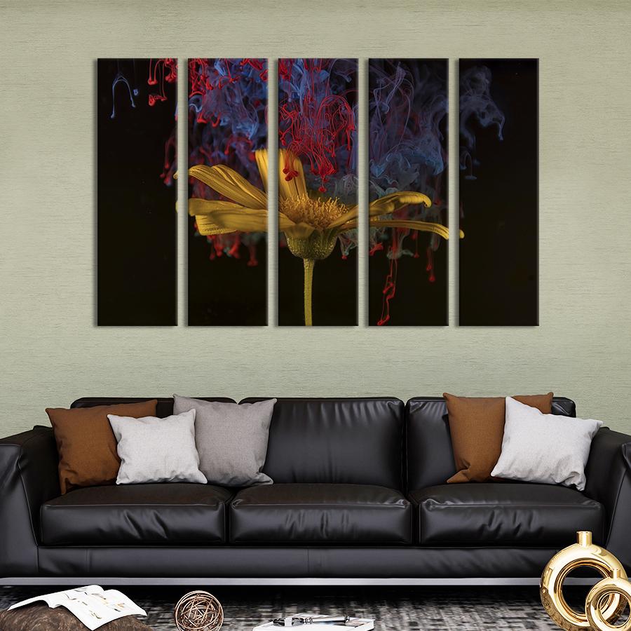 Картина на холсте Красивый цветок и абстракция из красок 87x50 см (834-51)