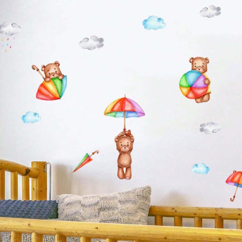 Наклейки вінілові Ведмежа із парасольками декоративні в дитячу кімнату 30х90 см - фото 2 Наклейки вінілові Ведмежа із парасольками декоративні в дитячу кімнату 30х90 см - фото 2