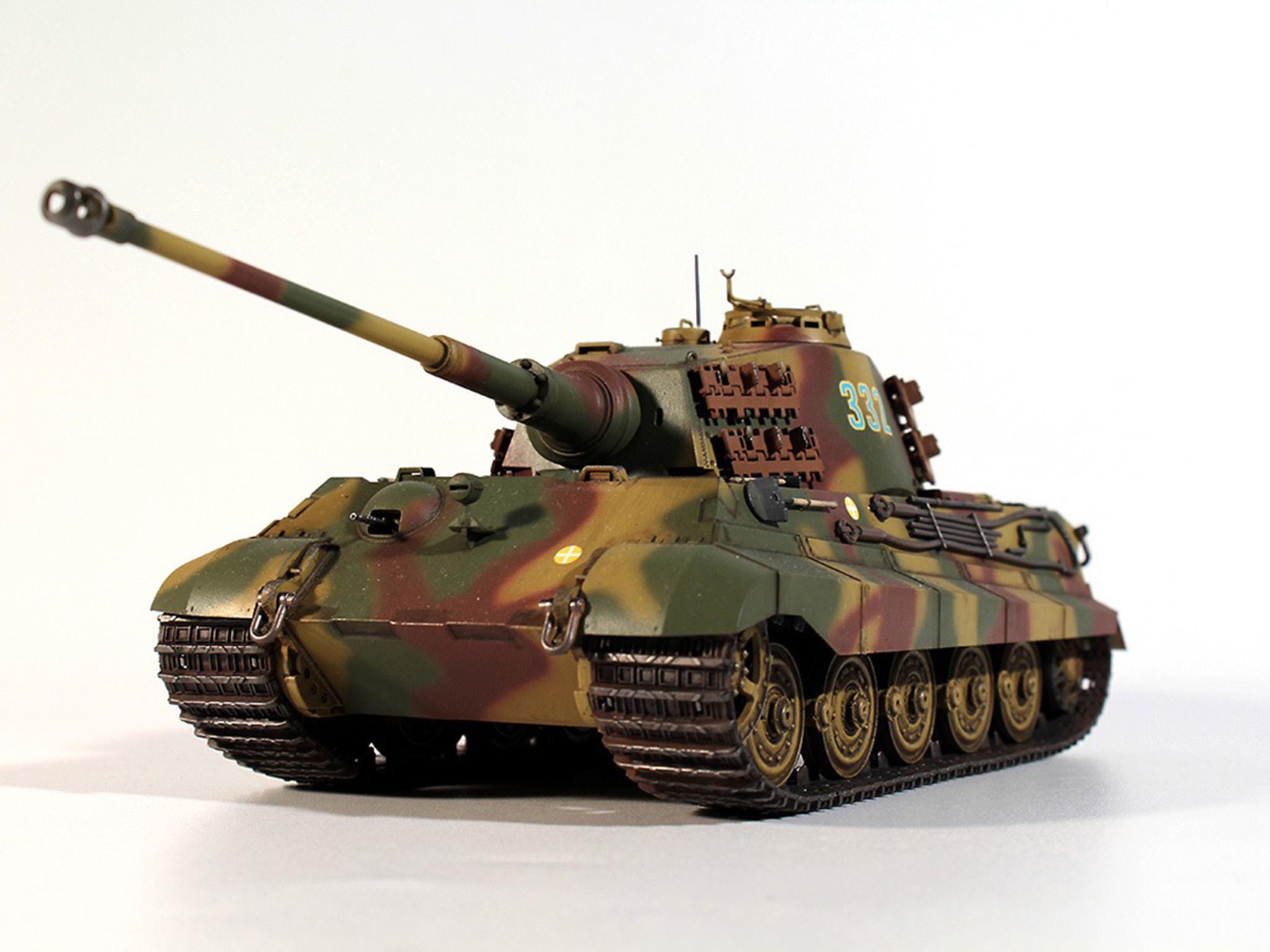 Сборная модель ICM Pz.Kpfw.VI Ausf.B Королевский Тигр с башней Henschel немецкий тяжелой танк 2 Мировой войны позднее производство (35363) - фото 16