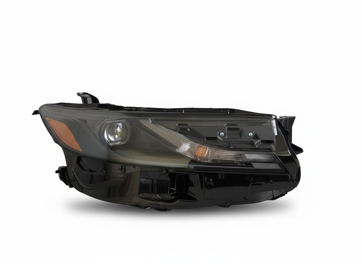 Фара правая Toyota Camry XV80 LE SE (81110AQ010)