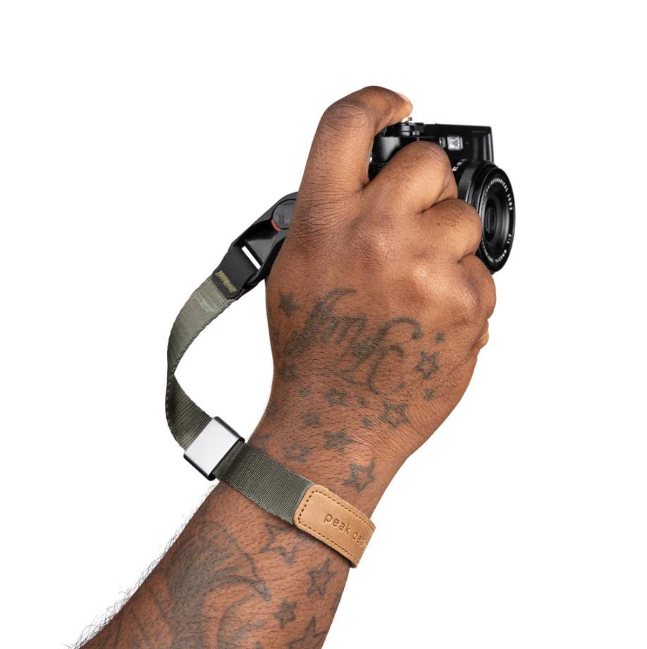 Ремень для фотокамеры Peak Design Cuff Sage (CF-SG-3) - фото 4