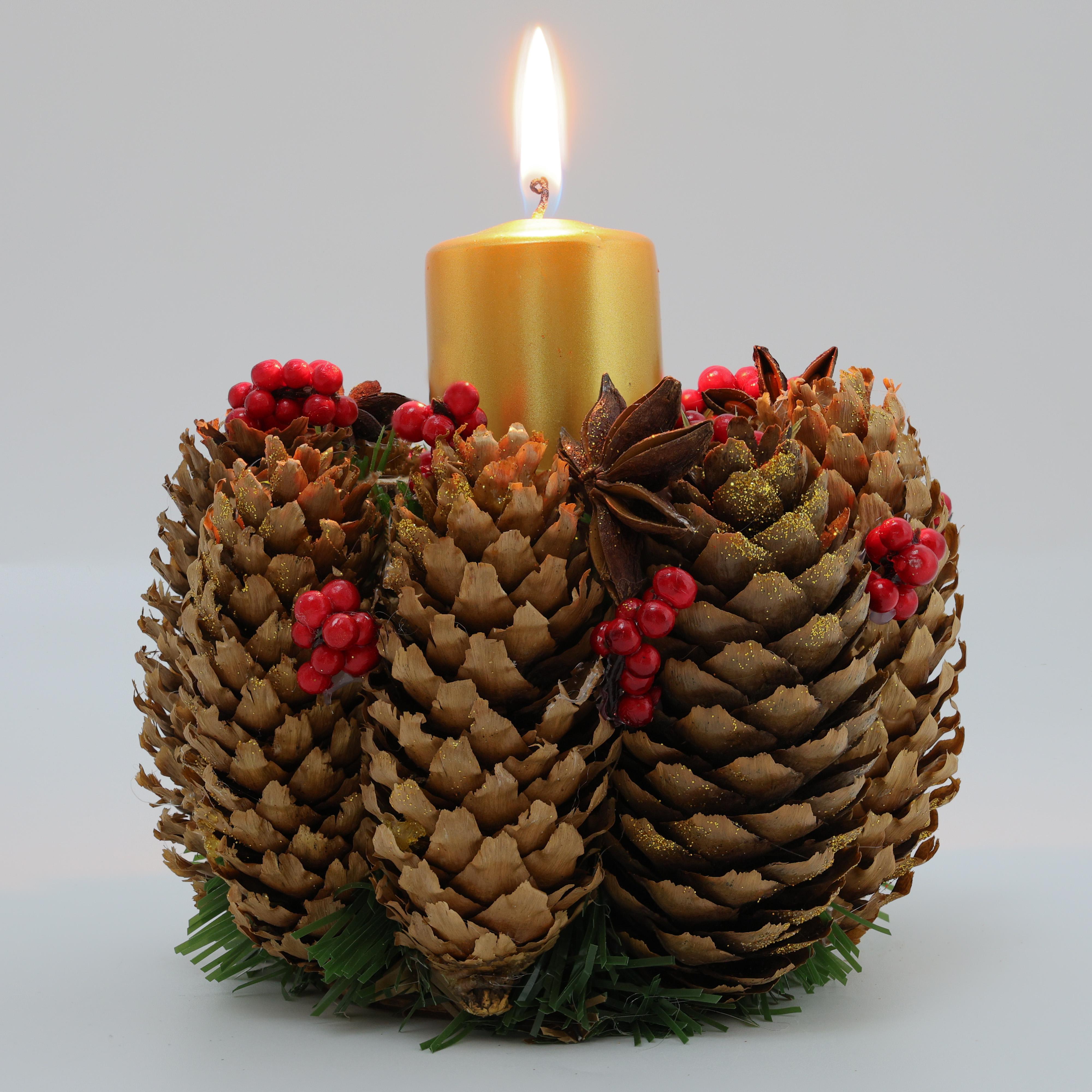 Новогодняя композиция GALA DECOR со свечой золотистой с шишками и ягодами на деревянной основе 15 см (СШ1212) - фото 4 Новогодняя композиция GALA DECOR со свечой золотистой с шишками и ягодами на деревянной основе 15 см (СШ1212) - фото 4