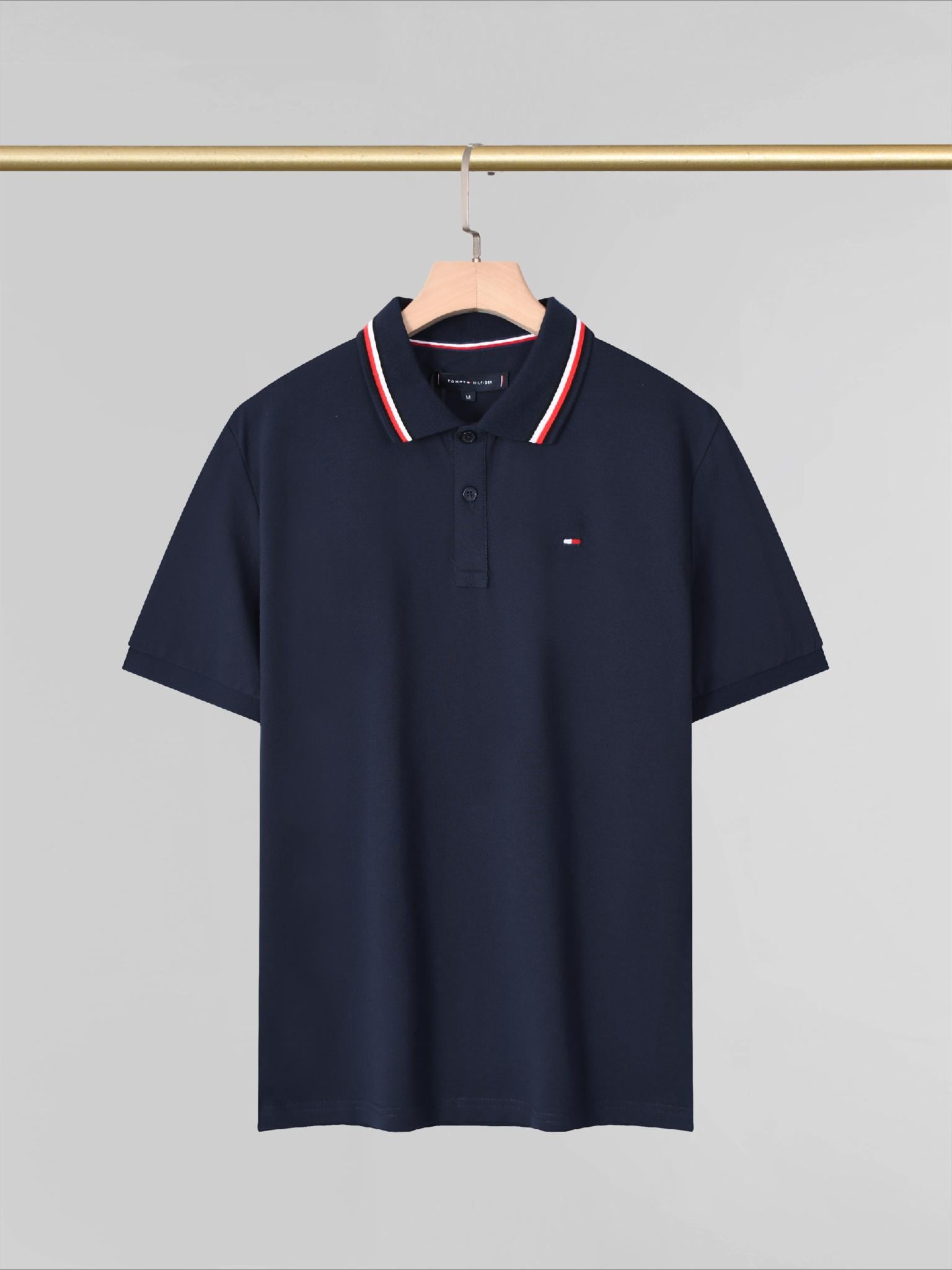 Футболка мужская поло в стиле Tommy Hilfiger RWB Collar Reg Polo M Темно-синий (TH12005.4M) Футболка мужская поло в стиле Tommy Hilfiger RWB Collar Reg Polo M Темно-синий (TH12005.4M)