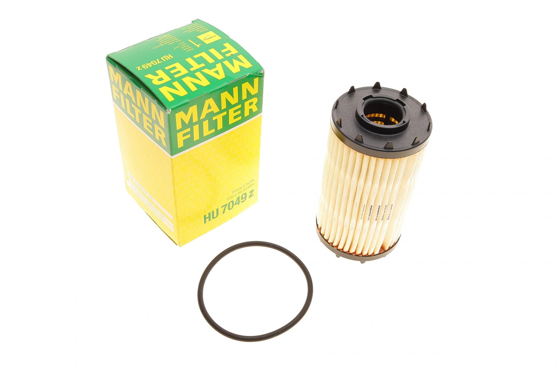 Фильтр масляный Mann-Filter для Audi A4/A5 3,0 quattro 16-/VW Touareg 3,0TSI 18- (HU 7049 Z)