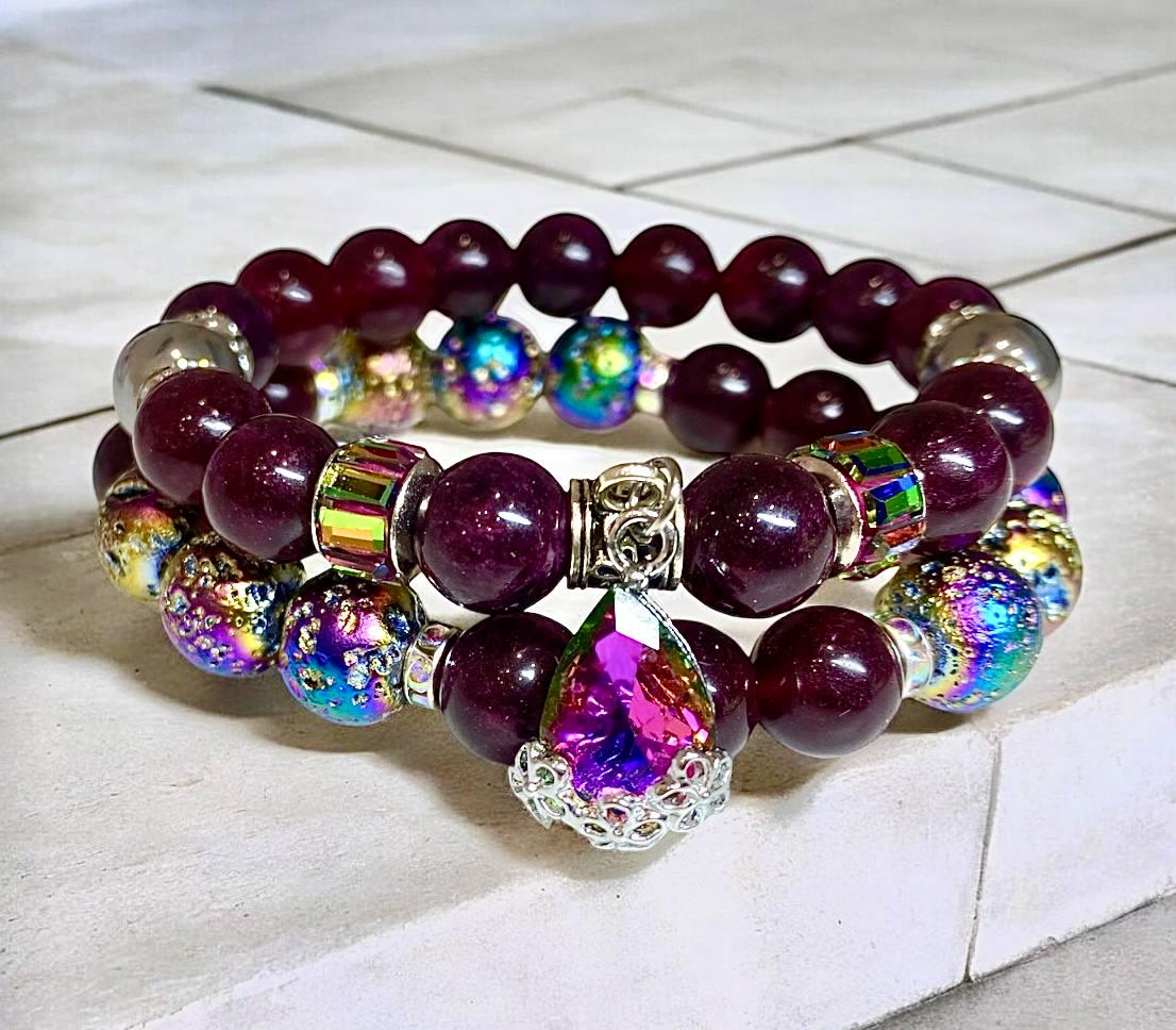 Браслеты LITAURS из натурального камня d 10 мм гранат/лавовый камень покрытый гематитом с подвеской шарм L 18-21 см 2 шт. (251116-1) (251116-1)