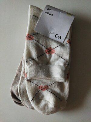 Комплект високих шкарпеток C&A р. 39-42 3 шт.