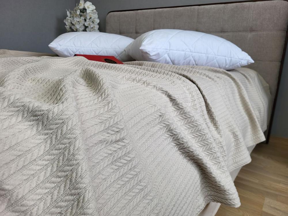 Покрывало Пике Косичка 140x220 см Сливочный бежевый (11228) - фото 2 Покрывало Пике Косичка 140x220 см Сливочный бежевый (11228) - фото 2