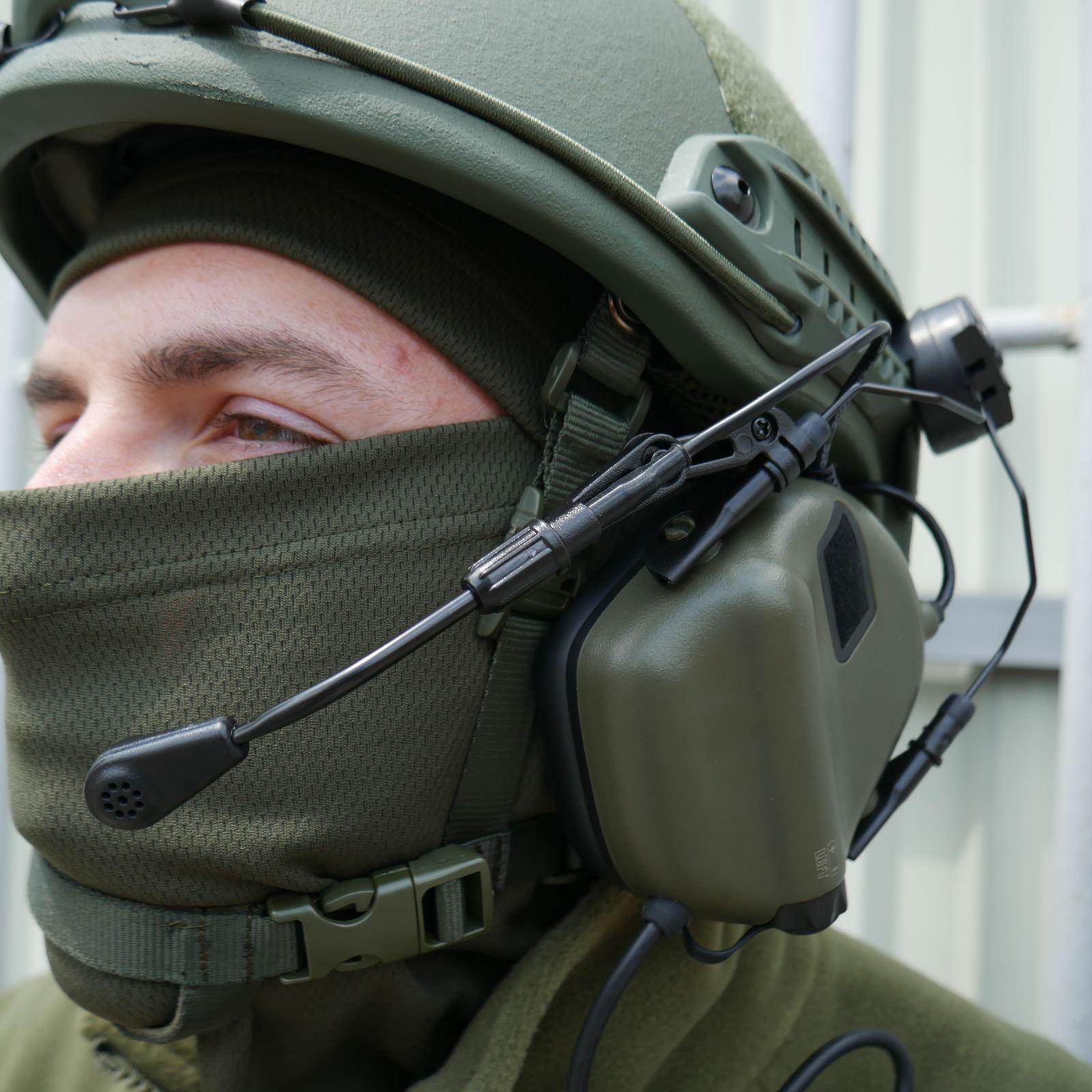 Комплект навушники Earmor M32 з радіогарнітурою та балістичний шолом FAST Helmet M/L Olive - фото 6