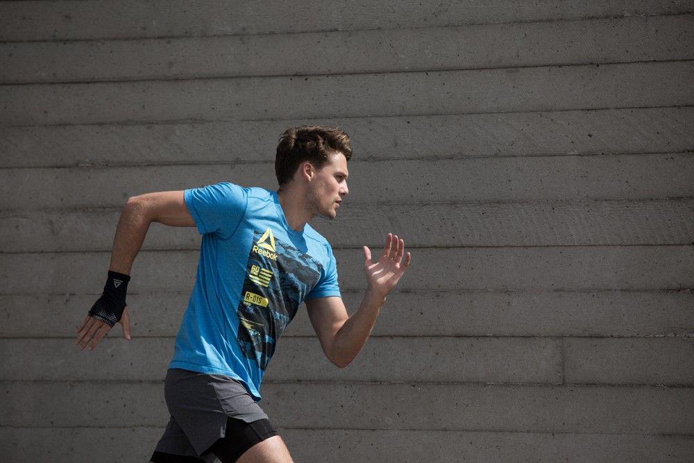 Фиксатор запястья Reebok WRIST SUPPORT L Черно-серый (RRSU-13725) - фото 4 Фиксатор запястья Reebok WRIST SUPPORT L Черно-серый (RRSU-13725) - фото 4