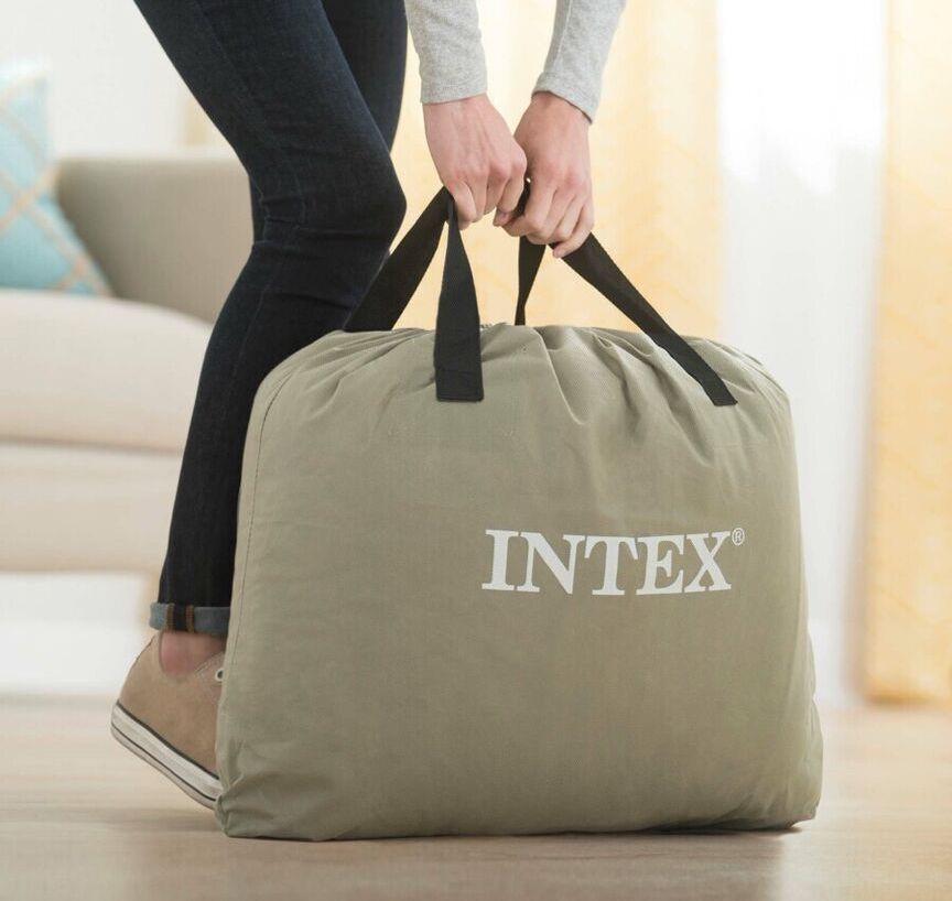 Надувная кровать Intex 67770 велюровая со встроенным электрическим насосом 220В 203х152х33 см (23114112) - фото 4 Надувная кровать Intex 67770 велюровая со встроенным электрическим насосом 220В 203х152х33 см (23114112) - фото 4