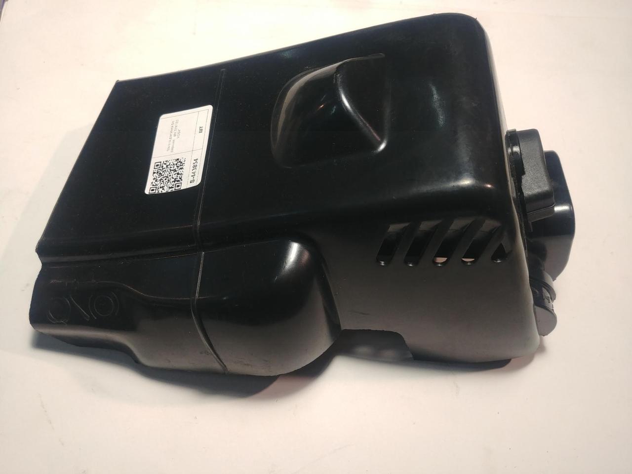 Крышка двигателя бензопилы верхняя для St M 180 (2177204656) Крышка двигателя бензопилы верхняя для St M 180 (2177204656)