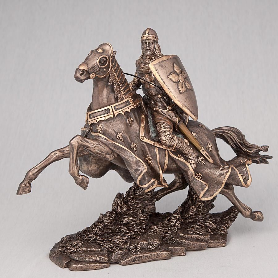 На коне статуэтка. Veronese конный рыцарь. Veronese статуэтки рыцарей. Фигурка Veronese "рыцарь Крестоносец". Статуэтка "рыцарь на коне" (WS-91/1).