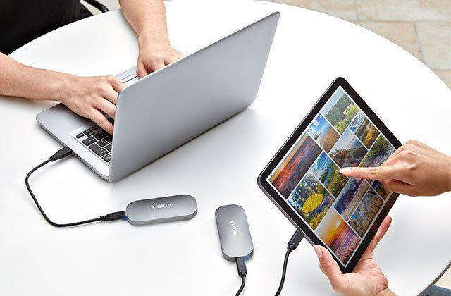 SSD-диск KIOXIA Exceria Plus Portable 1 TB Grey (LXD10S001TG8) - фото 5