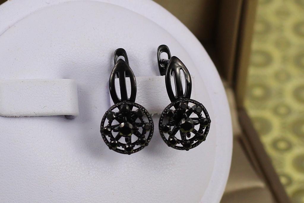 Серьги Xuping Jewelry аттракцион с камешками черное покрытие блэк ган 1,9 см