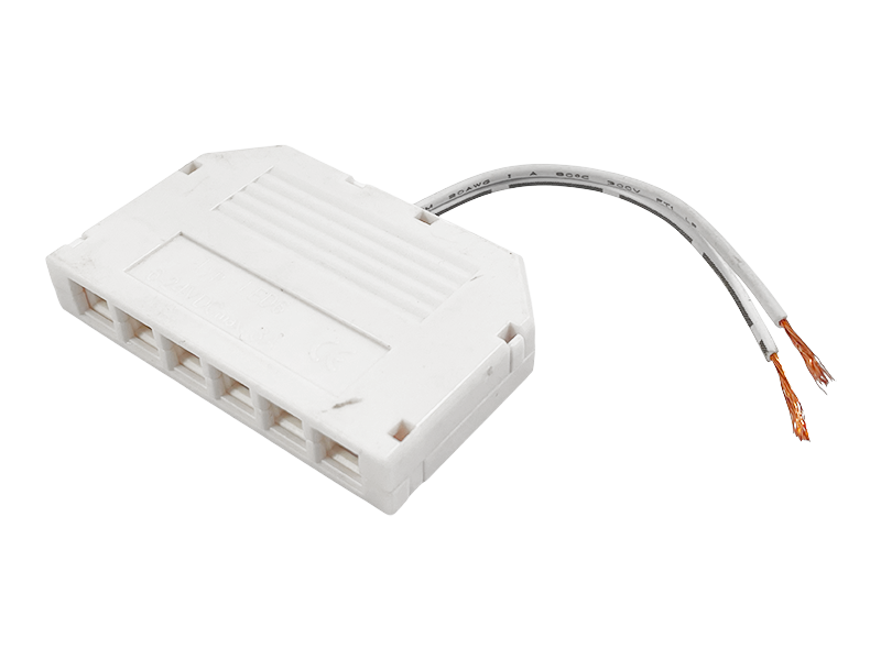 Распределительная коробка LEDUA 6 отверстий 84 мм 22AWG Белый (9618) Распределительная коробка LEDUA 6 отверстий 84 мм 22AWG Белый (9618)