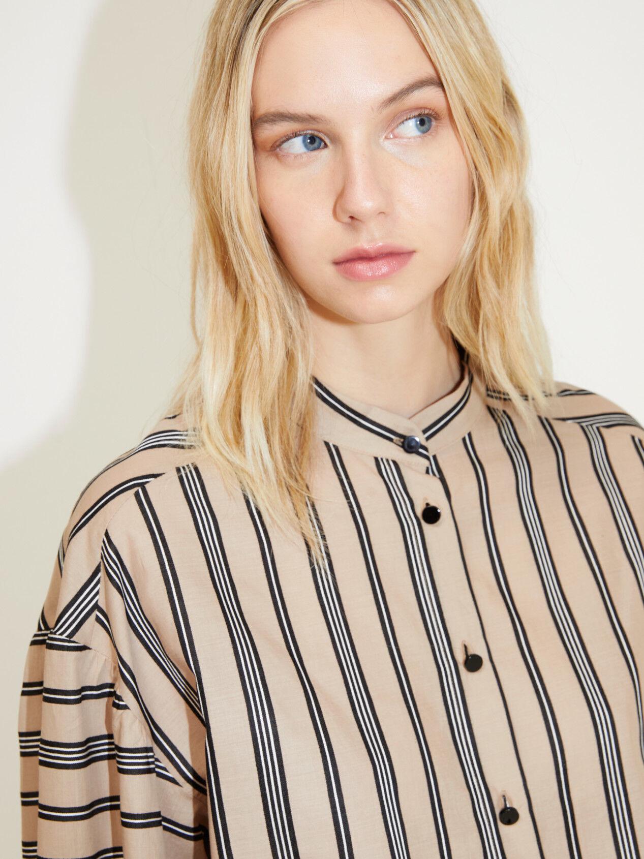 Рубашка женская Sisley 5epalq005 S Черный - фото 5 Рубашка женская Sisley 5epalq005 S Черный - фото 5