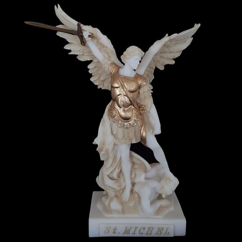 Статуэтка Maska Михаил 23х20х8 см (395-0754P)