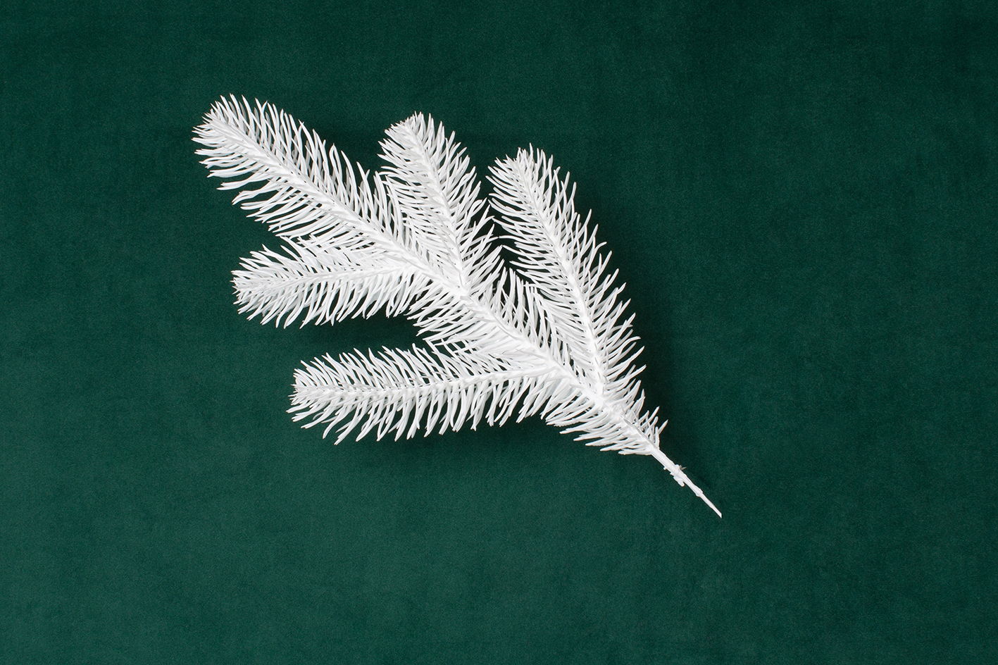 Декоративная ветка литая BonaDi Lux 33 см (HU-04)