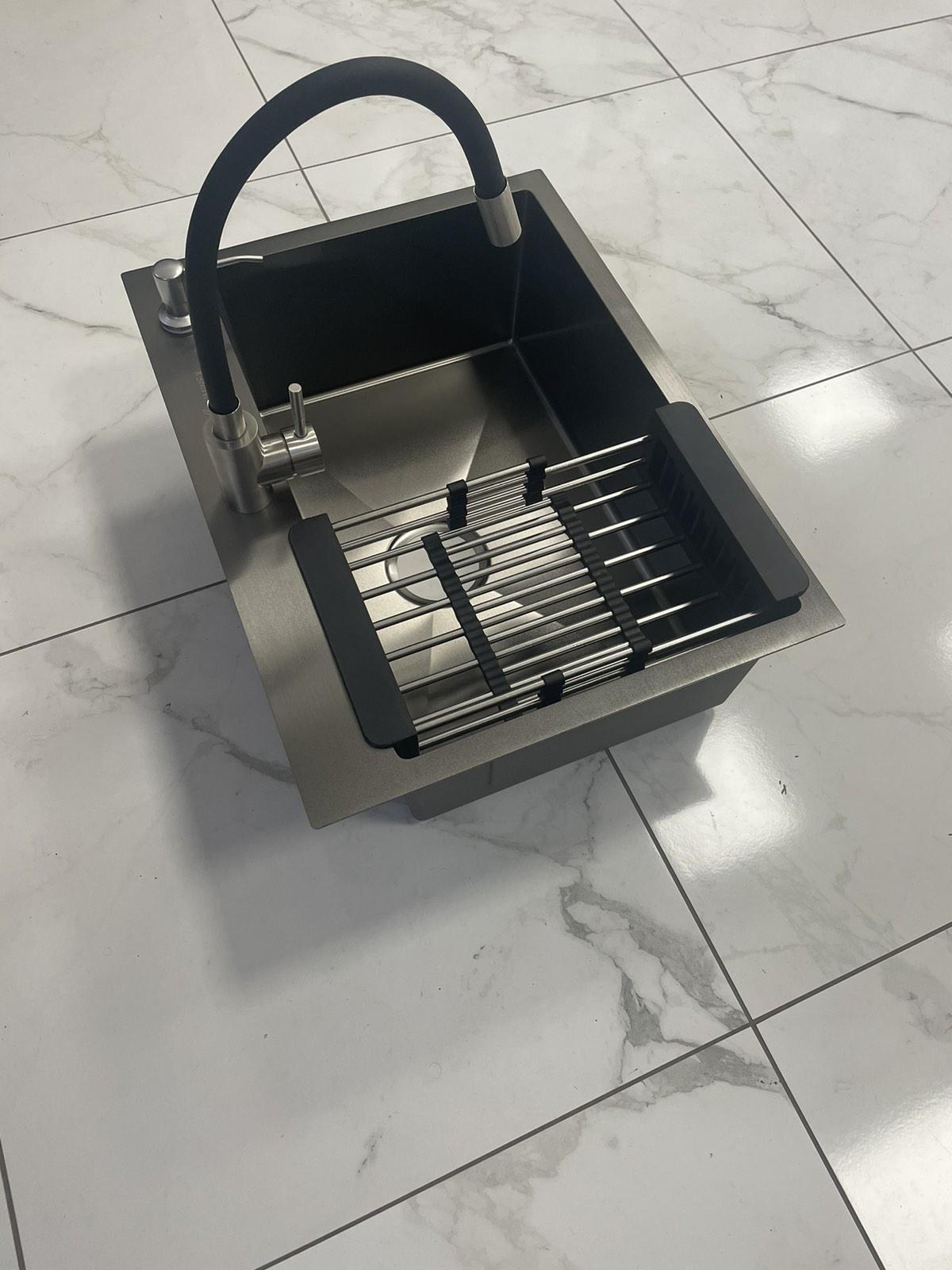 Мойка кухонная Luminex 6045 PVD 4в1 с краном гибким 3,0/1,0 мм Черный - фото 3 Мойка кухонная Luminex 6045 PVD 4в1 с краном гибким 3,0/1,0 мм Черный - фото 3