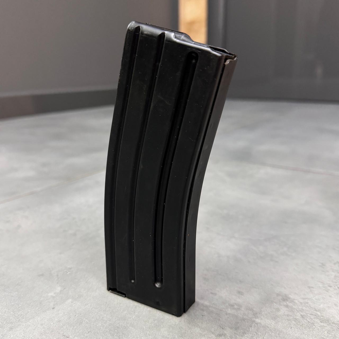 Магазин металевий на 30 патронів 5,56х45 NATO 223 Rem для AR15/M4/M16 Чорний (246942) - фото 4 Магазин металевий на 30 патронів 5,56х45 NATO 223 Rem для AR15/M4/M16 Чорний (246942) - фото 4
