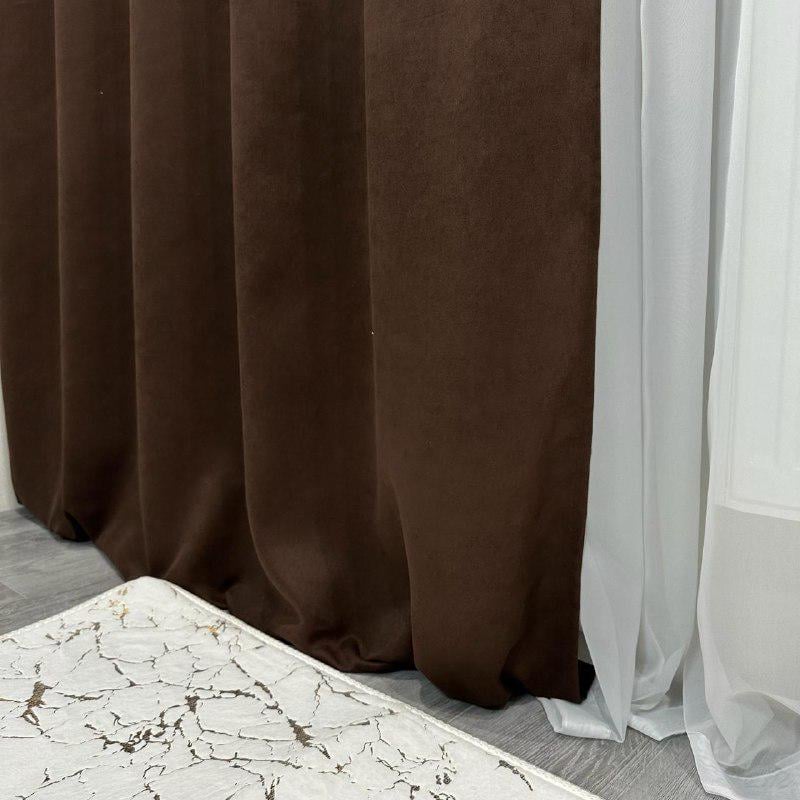 Комплект штор микровелюр 2 шт. 1,5х2,7 м готовые на шторной тесьме 6 см Коричневый (petek-V13) - фото 3 Комплект штор микровелюр 2 шт. 1,5х2,7 м готовые на шторной тесьме 6 см Коричневый (petek-V13) - фото 3