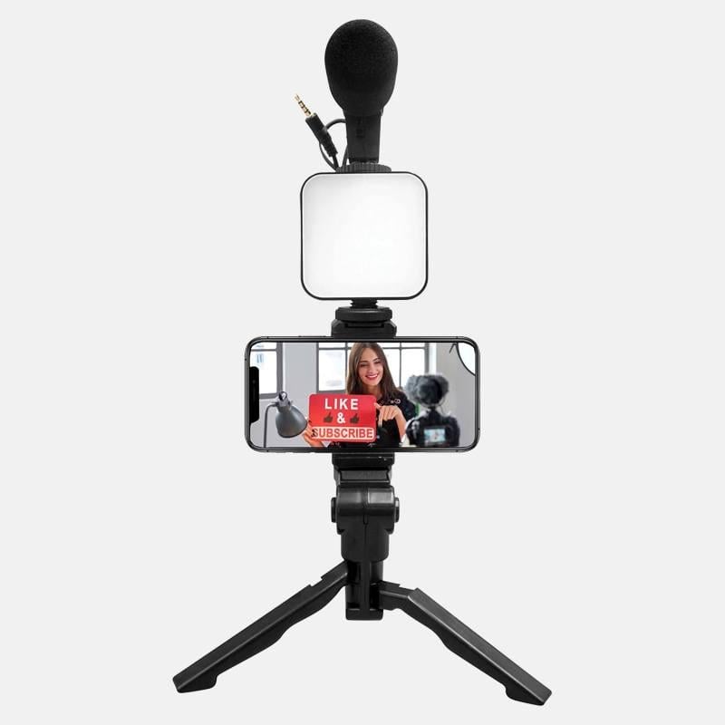 Набор блоггера 4в1 штатив для телефона с микрофоном светом пультом и триподом