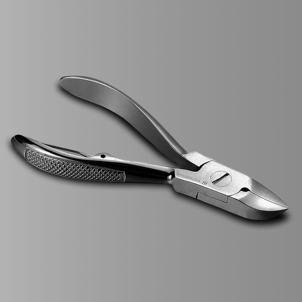 Щипцы/кусачки Victorinox для маникюра педикюра и кутикулы (8.2023.11)