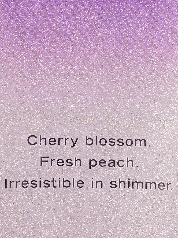 Лосьйон для тіла Victoria's Secret Love Spell Shimmer Fragrance Lotion 236 мл (26691508) - фото 2 Лосьйон для тіла Victoria's Secret Love Spell Shimmer Fragrance Lotion 236 мл (26691508) - фото 2