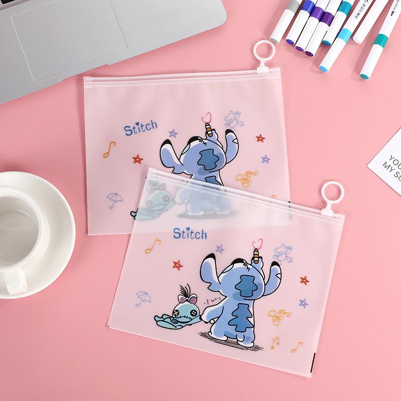 Папка-пенал с бегунком Stitch Disney Стич Дисней А5 Разноцветный/Прозрачный - фото 2 Папка-пенал с бегунком Stitch Disney Стич Дисней А5 Разноцветный/Прозрачный - фото 2