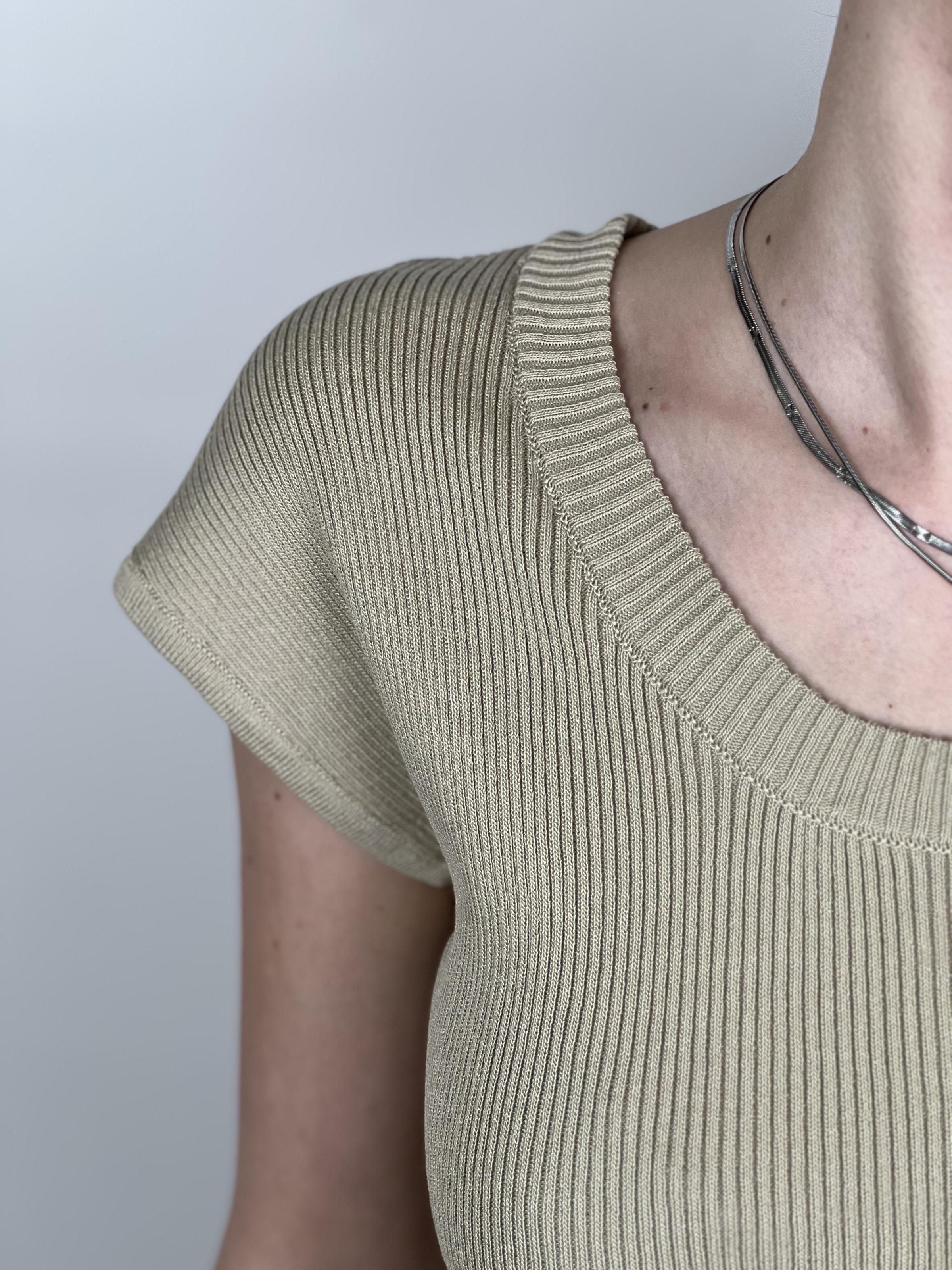 Футболка женская с рукавами Летучая мышь OS Черный (#9089) - фото 8 Футболка женская с рукавами Летучая мышь OS Черный (#9089) - фото 8