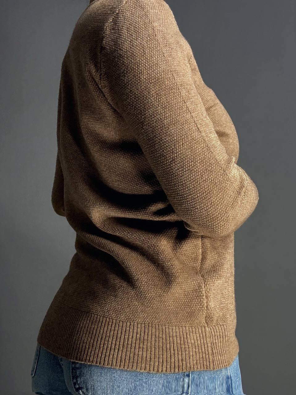 Свитер женский AN 02493 букле с пуговицами тонкий и теплый базовый One Size Коричневый - фото 5 Свитер женский AN 02493 букле с пуговицами тонкий и теплый базовый One Size Коричневый - фото 5