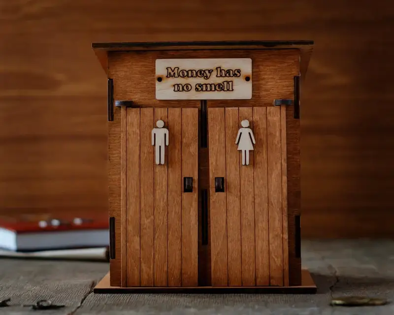 Скарбничка-туалет дерев'яна 18х14х11 см Світло-коричневий (piggy_bank) - фото 8 Скарбничка-туалет дерев'яна 18х14х11 см Світло-коричневий (piggy_bank) - фото 8