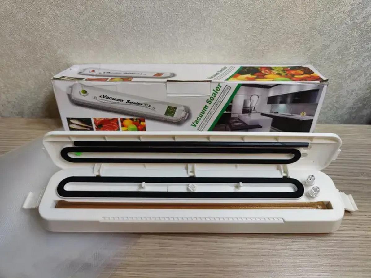 Вакуумный упаковщик еды домашний Vacuum Sealer-E и 5 пакетов 16x25 см (27882718) - фото 6 Вакуумный упаковщик еды домашний Vacuum Sealer-E и 5 пакетов 16x25 см (27882718) - фото 6