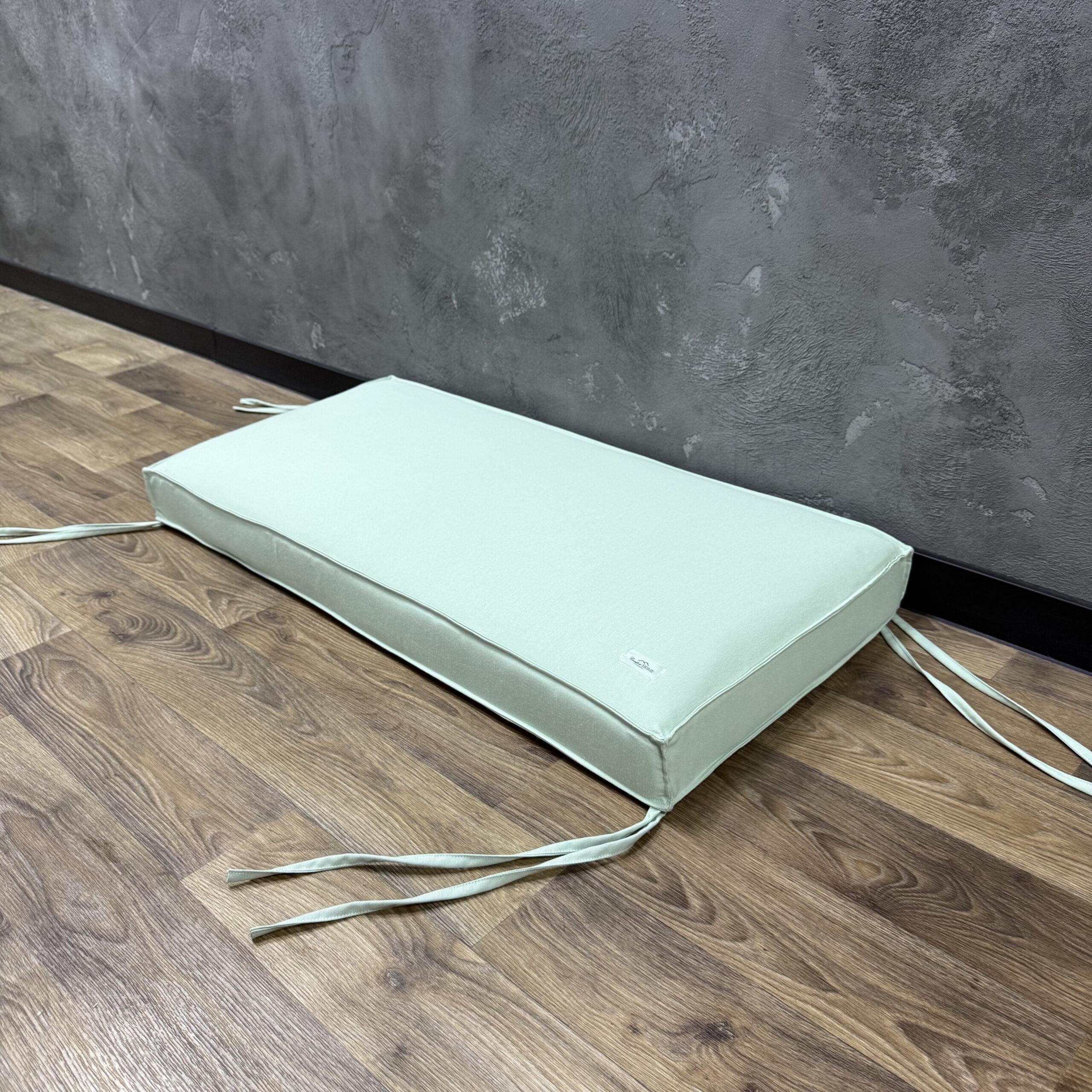 Матрас Comfort Home на подоконник/каркасы/поддоны/садовая мебель панама 120х40х5 см