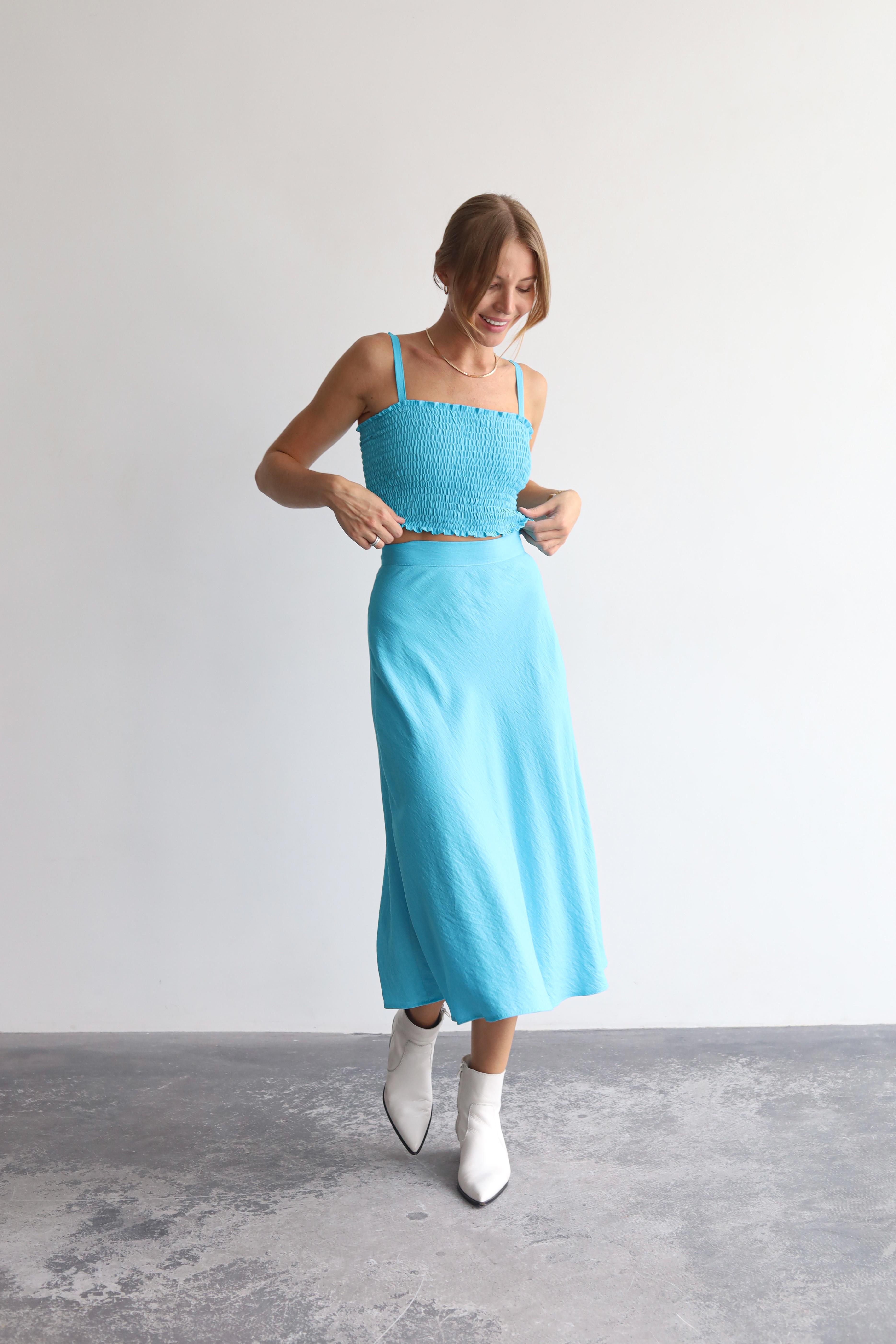 Спідниця-трапеція міді Дика Спідниця M Блакитний (3013) Спідниця-трапеція міді Дика Спідниця M Блакитний (3013)