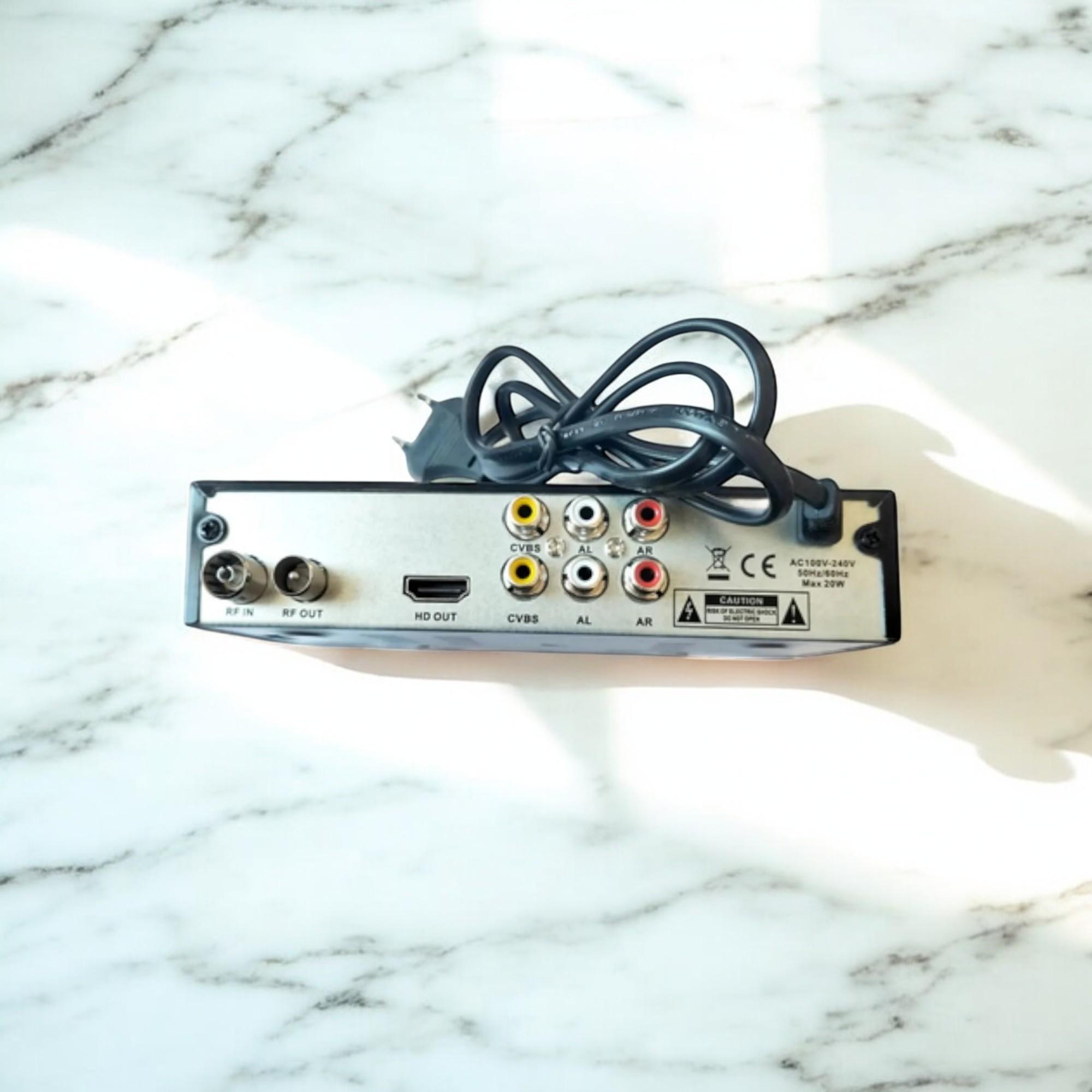 Приемник с экраном DVB-T2 Megogo M8 цифровой эфирный IPTV/YouTube/WiFi/MP4/1080 (Т_М 8) - фото 3 Приемник с экраном DVB-T2 Megogo M8 цифровой эфирный IPTV/YouTube/WiFi/MP4/1080 (Т_М 8) - фото 3