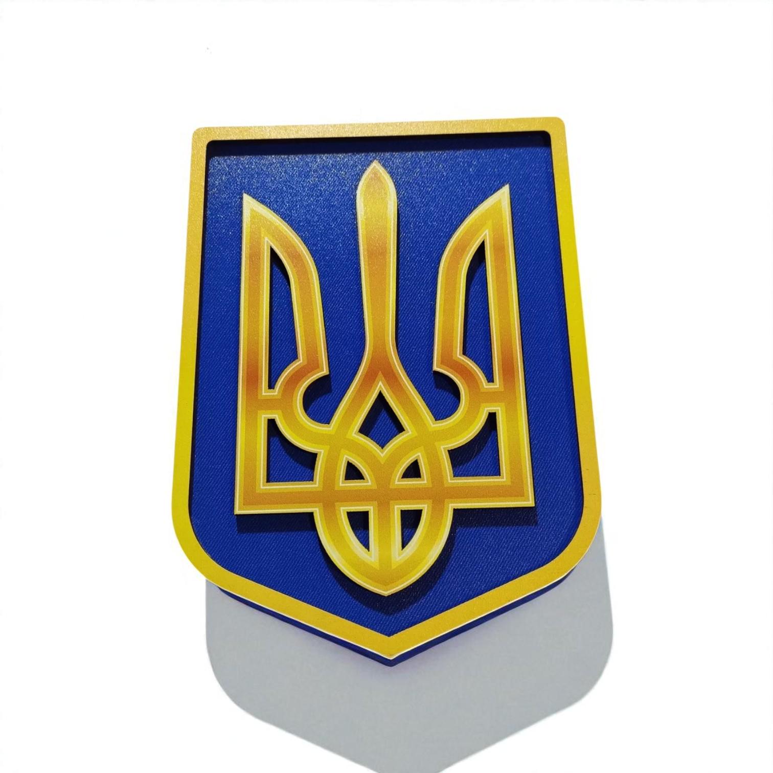 Герб настінний Тризуб України 292х334 мм (29403764) - фото 3 Герб настінний Тризуб України 292х334 мм (29403764) - фото 3