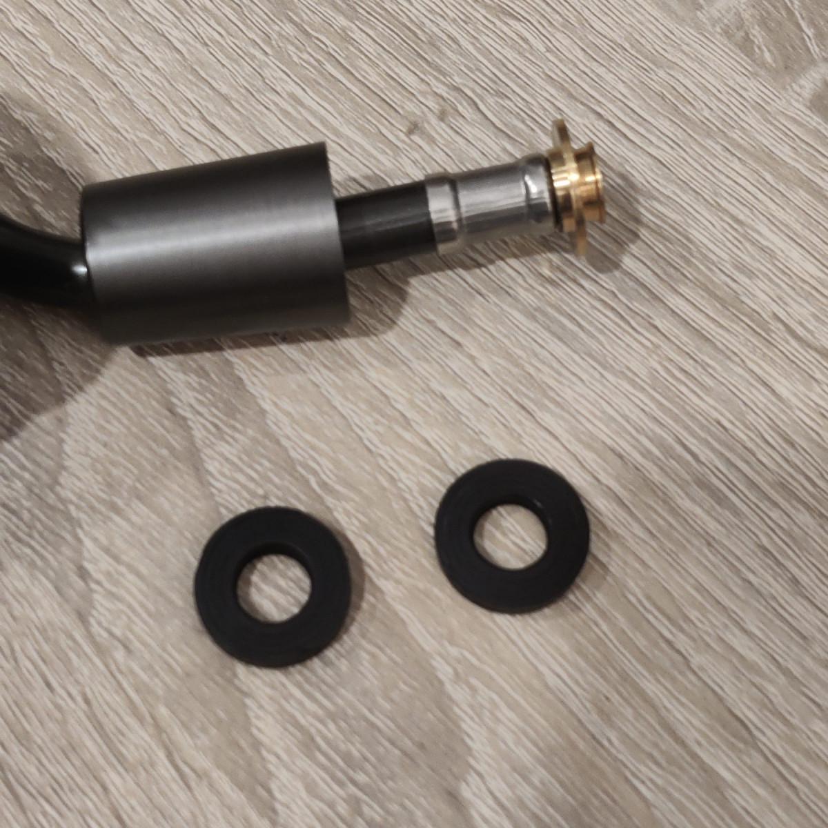 Шланг для гігієнічного душу Disfact PU-CU Pro спіральний 2 м Графітовий (2500) - фото 5 Шланг для гігієнічного душу Disfact PU-CU Pro спіральний 2 м Графітовий (2500) - фото 5