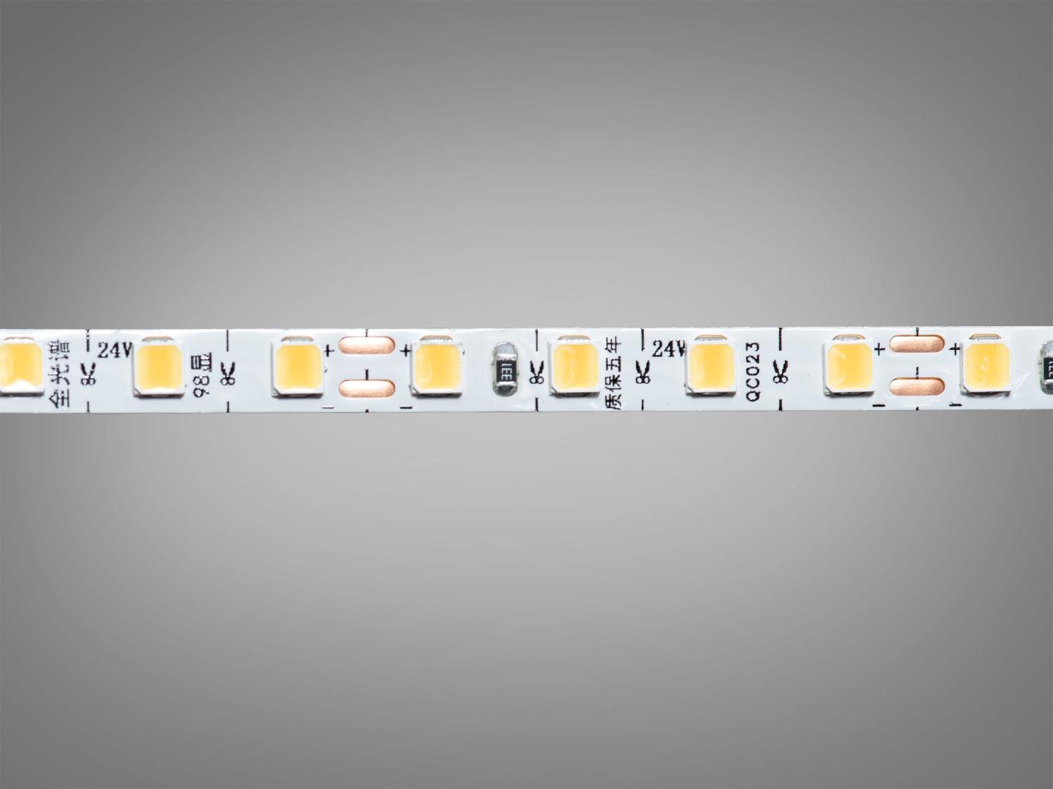 Світлодіодна стрічка 24 В 120 діодів на метр 5 мм Нейтральний білий (P24-2835-120-NW-20-5) - фото 3