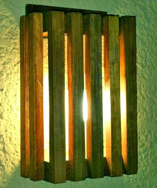 Світильник настінний з дерева Ітон Мускат (БРА-005907)