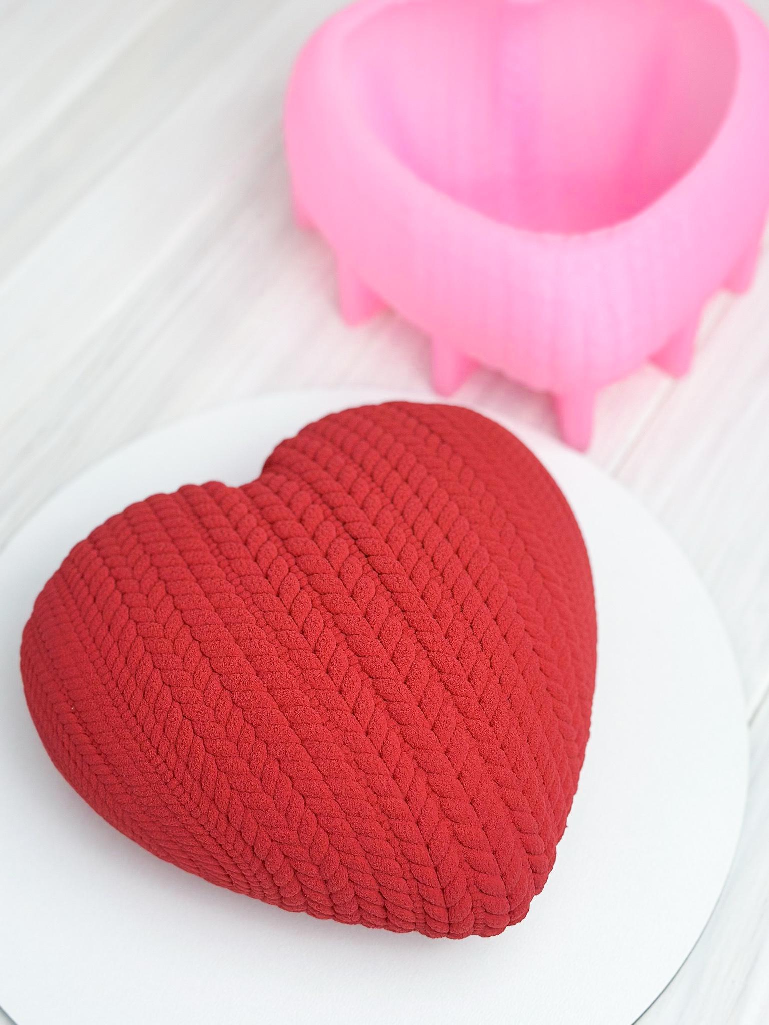 Форма силіконова Orehova В'язане серце 1200 мл (12718)