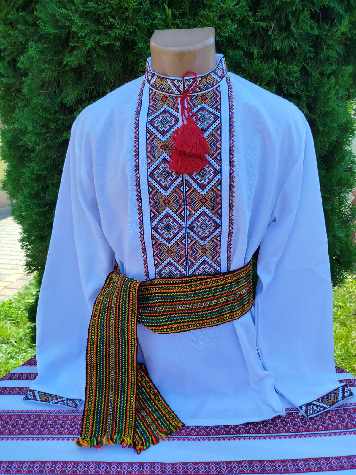 Вишиванка чоловіча Орнамент з червоним р. 54 (2659024544) - фото 2 Вишиванка чоловіча Орнамент з червоним р. 54 (2659024544) - фото 2