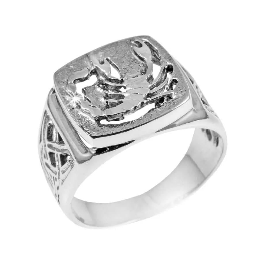 Печатка серебряная мужская с узором Скорпион р. 18