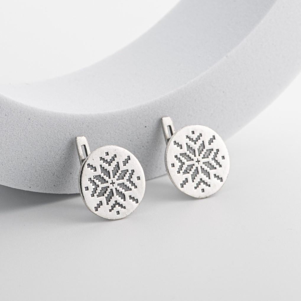 Серьги вышиванка без камней серебро 925 пробы черненное 3,30 г (5014ч)