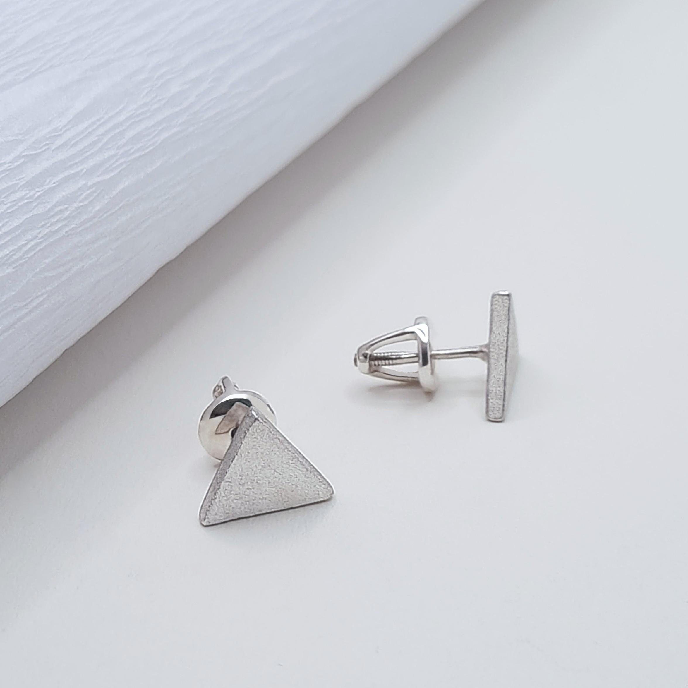 Серебряные серьги пусеты Трес