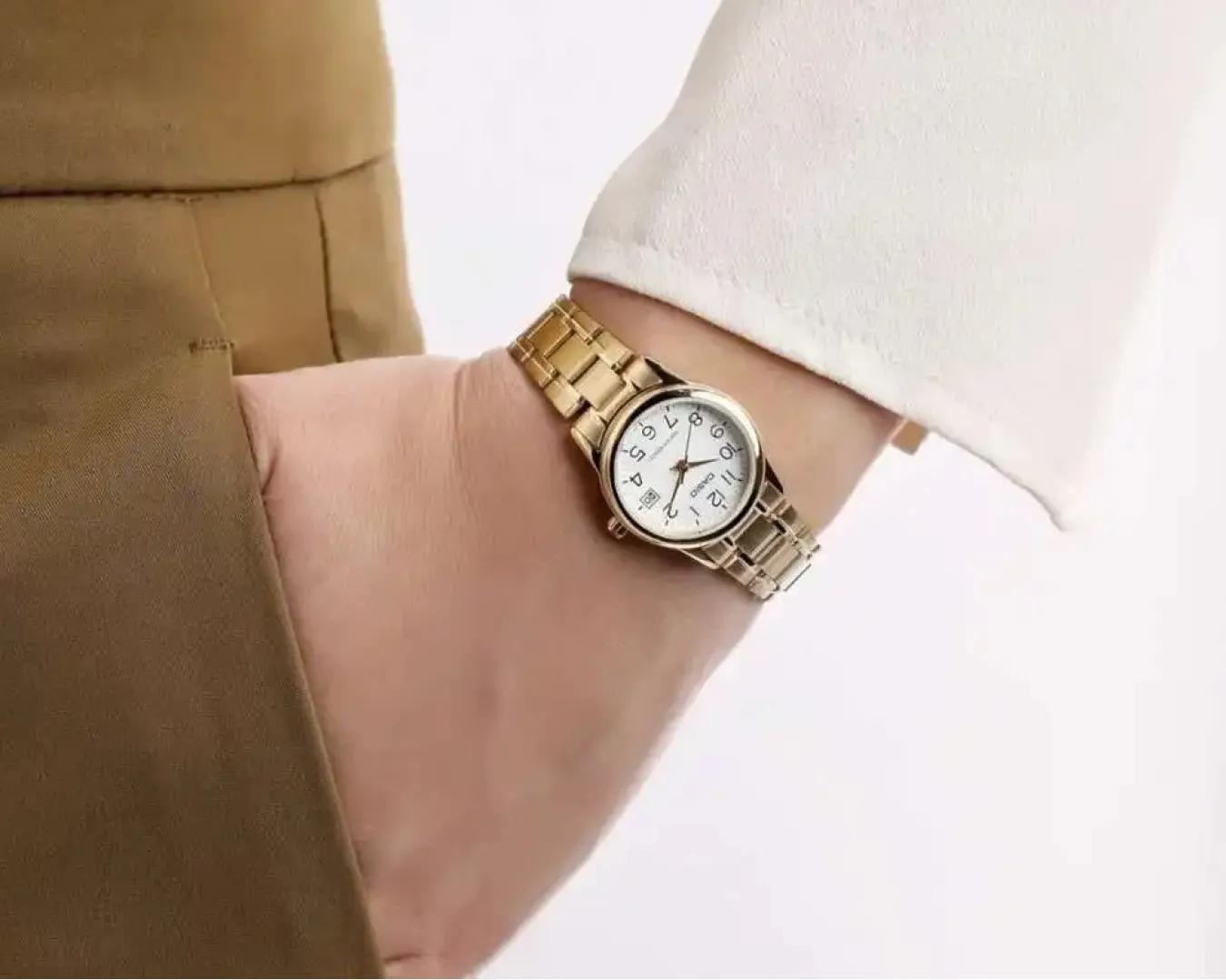 Наручний годинник жіночий Casio LTP-V002G-7B2 - фото 4 Наручний годинник жіночий Casio LTP-V002G-7B2 - фото 4