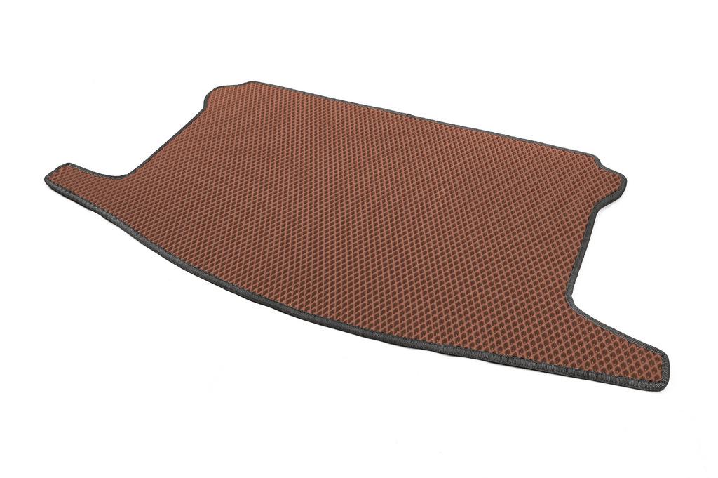 Коврик автомобильный в багажник Digital Designs для Toyota Yaris 2010-2020 г EVA Кирпичный (73999)
