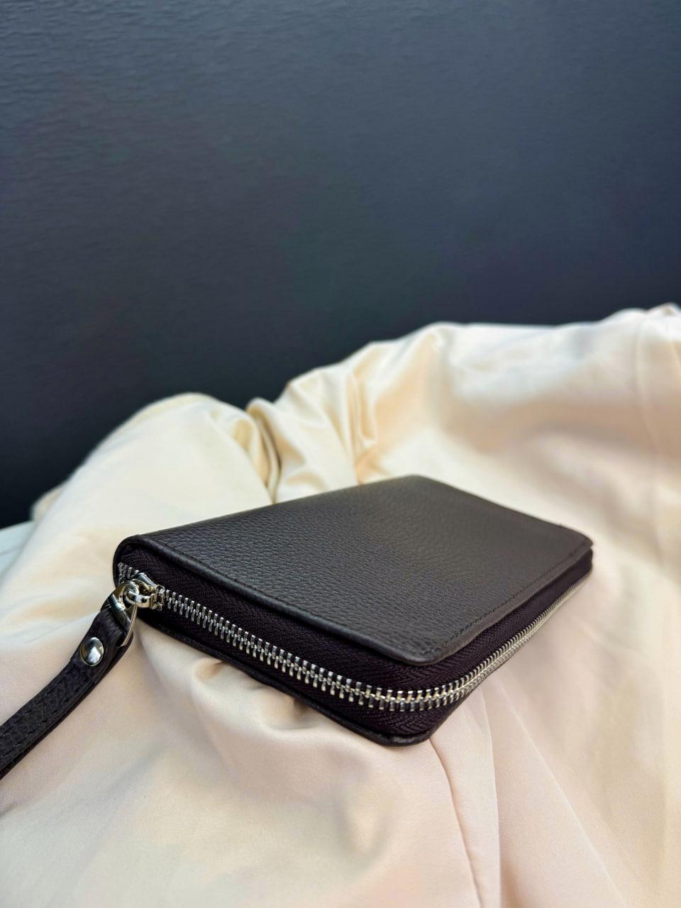 Клатч-гаманець чоловічий з натуральної зернистої шкіри Коричневий (2657659308) - фото 6 Клатч-гаманець чоловічий з натуральної зернистої шкіри Коричневий (2657659308) - фото 6