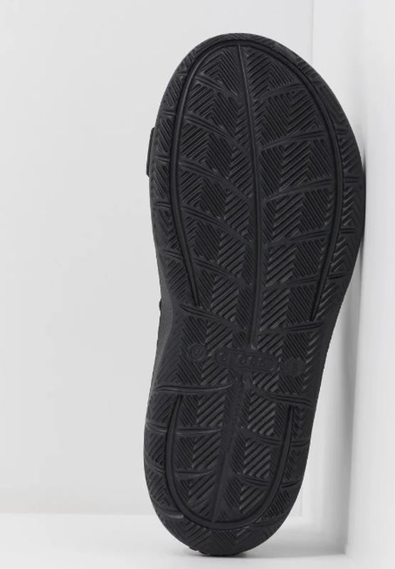 Сандалии мужские Crocs Swiftwater Expedition Sandal р. 39/40 Black (17297) - фото 4 Сандалии мужские Crocs Swiftwater Expedition Sandal р. 39/40 Black (17297) - фото 4